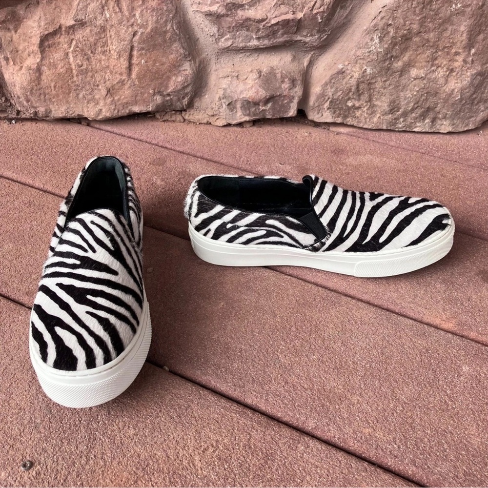Beautiful Celine calf hair zebra print sneakers, size 36, US 5.5- 6, EUC. - Picture 4 of 8